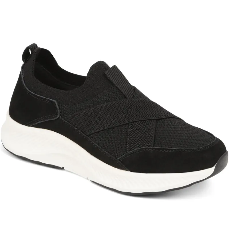 Slip-On Trainers - BRK39013 / 325 115 sold by Shoe-Shop