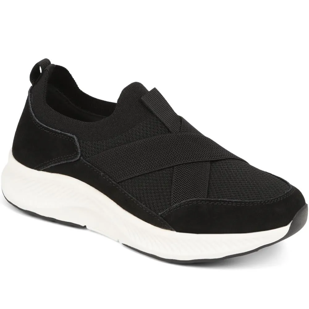 Slip-On Trainers - BRK39013 / 325 115 sold by Shoe-Shop