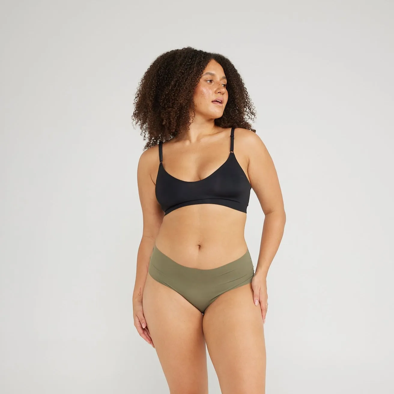 V-Scoop Bralette - Seamless Ultrasmooth - Black sold by Peach Underwear product image thumbnail 3