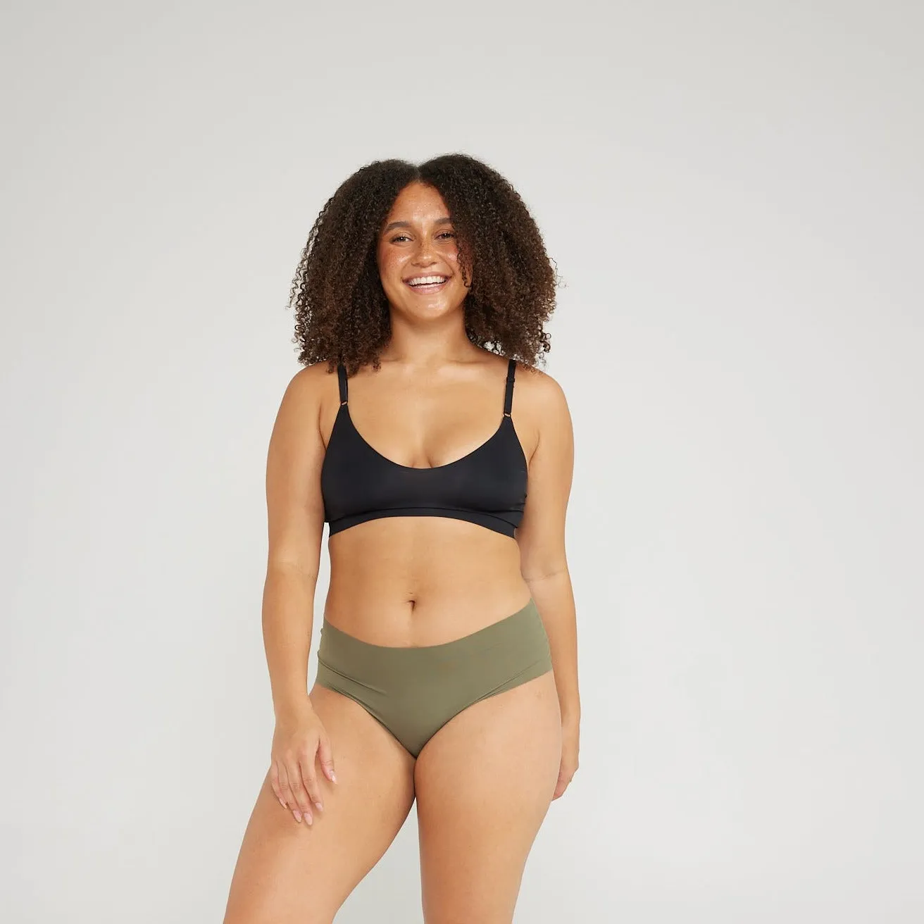 V-Scoop Bralette - Seamless Ultrasmooth - Black sold by Peach Underwear product image thumbnail 5