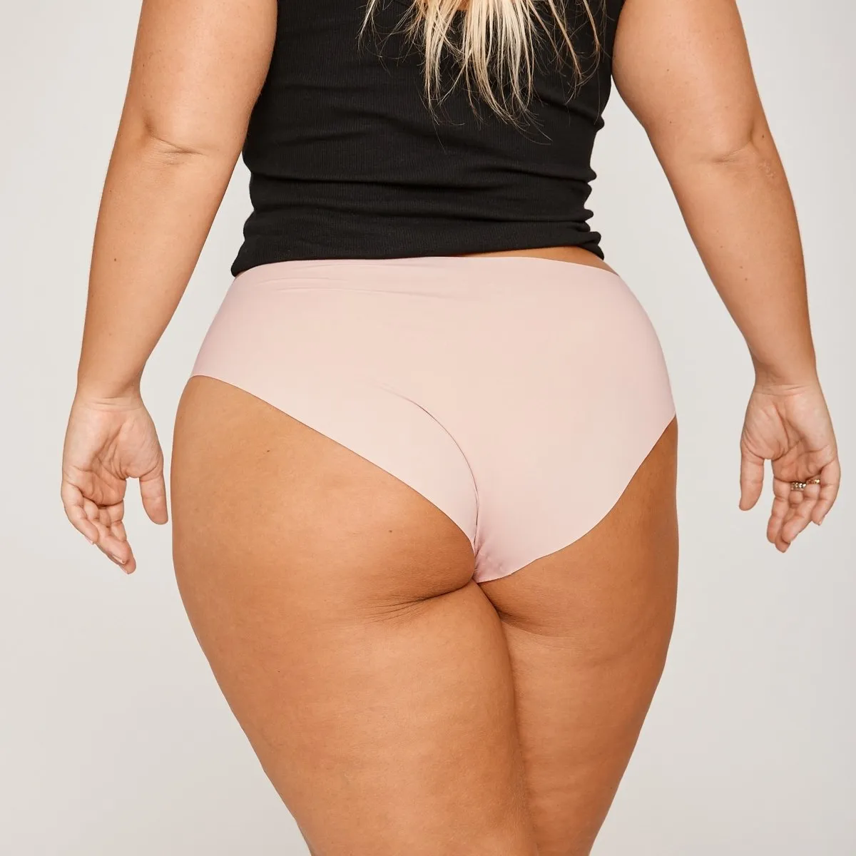 Mid-Rise Bikini Brief - Seamless Ultrasmooth - Luna sold by Peach Underwear