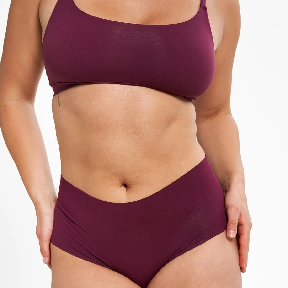 High-Rise Cheeky - Seamless Eco 2.0 - Shiraz sold by Peach Underwear