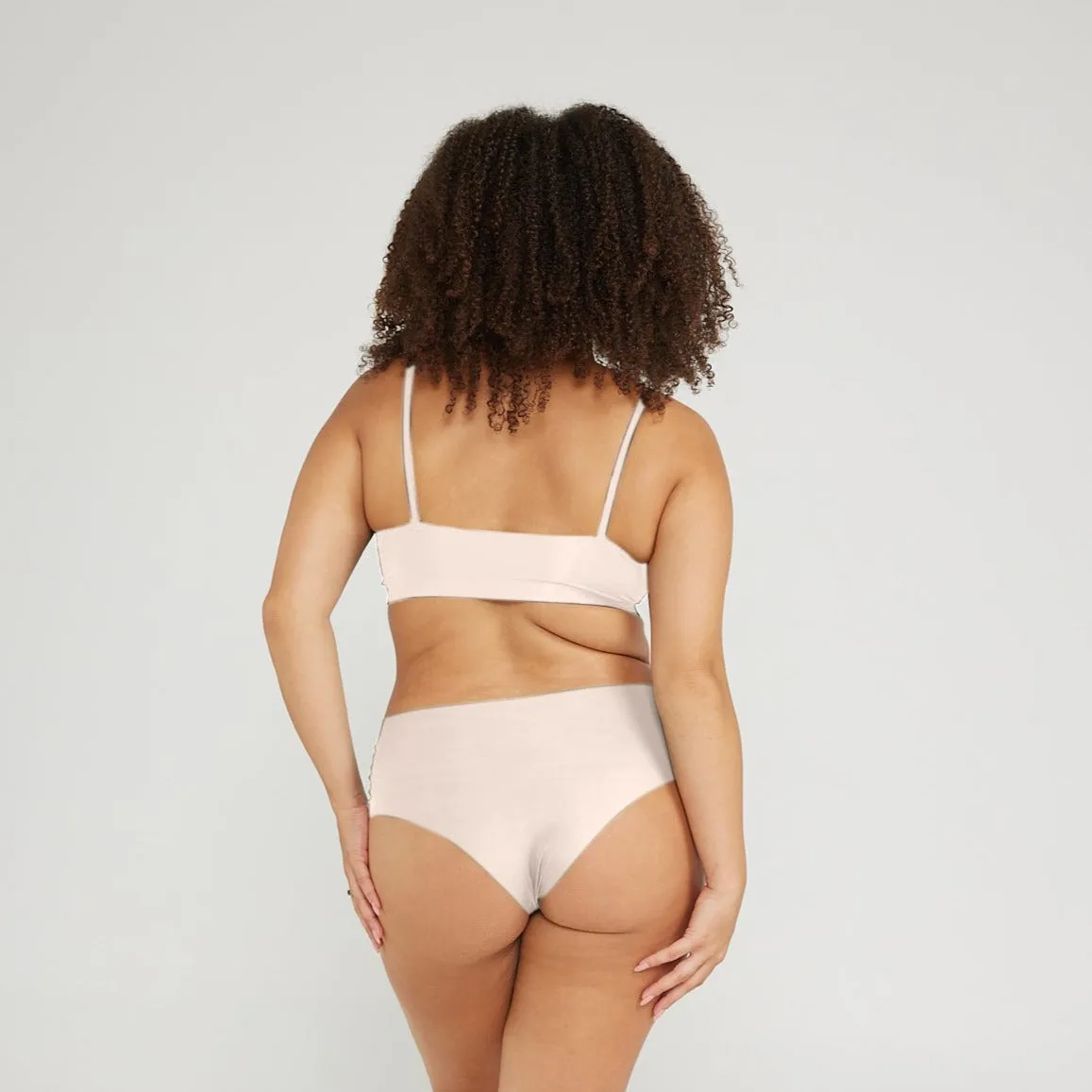 V-Scoop Bralette - Seamless Ultrasmooth - Vanilla sold by Peach Underwear product image thumbnail 4