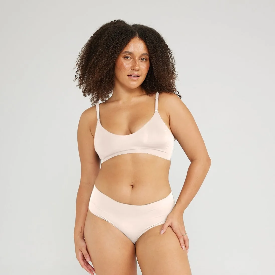 V-Scoop Bralette - Seamless Ultrasmooth - Vanilla sold by Peach Underwear product image thumbnail 2