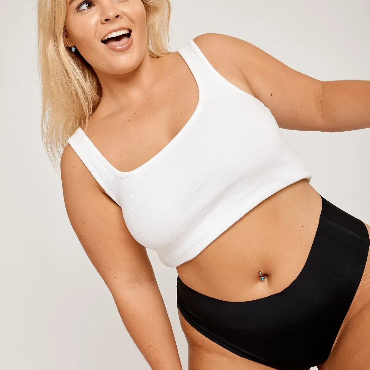 Mid-Rise Thong - Seamless Ultrasmooth - Black sold by Peach Underwear