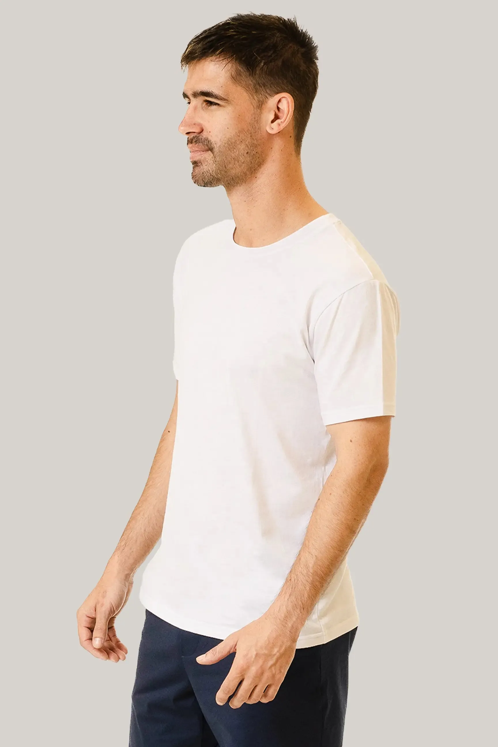 Crew neck - Classic White 5-Pack sold by Pearler product image thumbnail 3