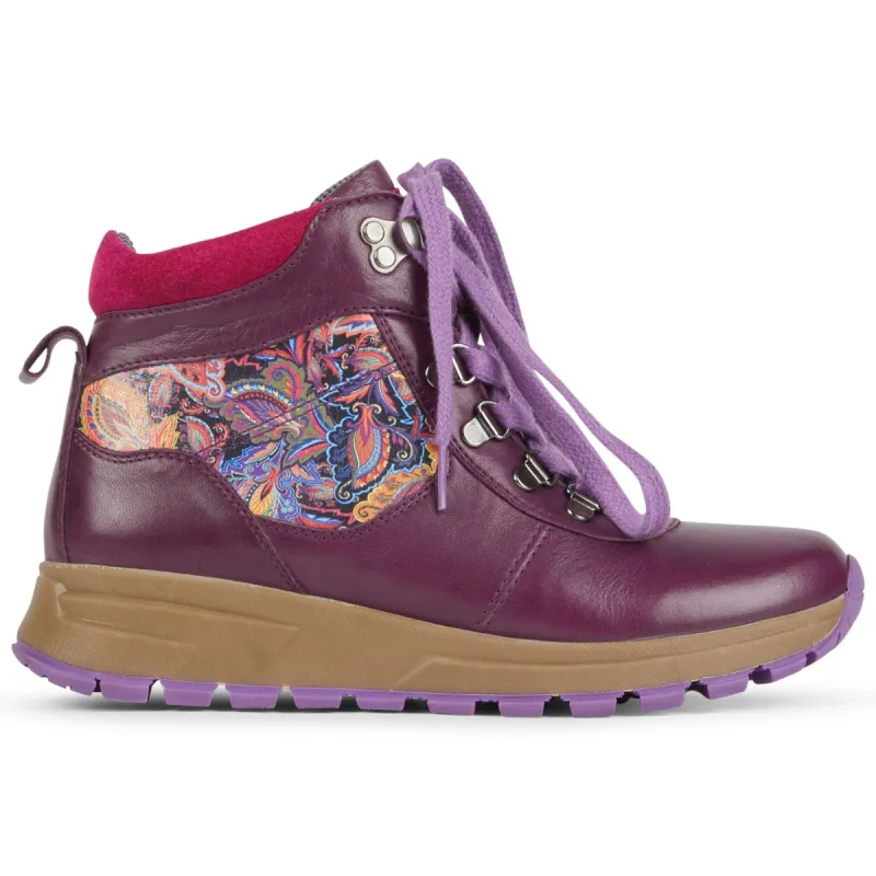 RILEY sold by Planet Shoes