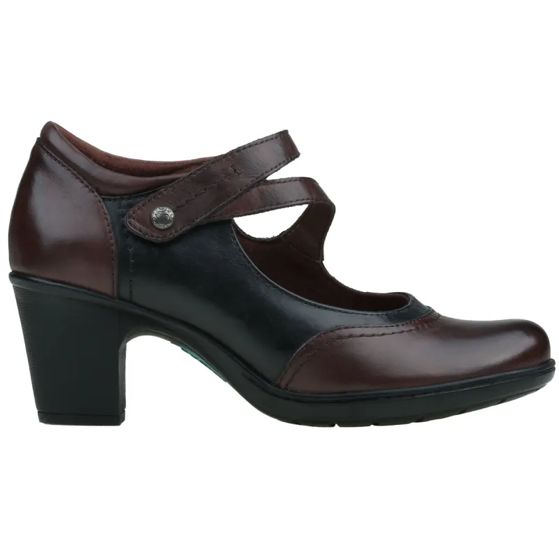 BASE sold by Planet Shoes