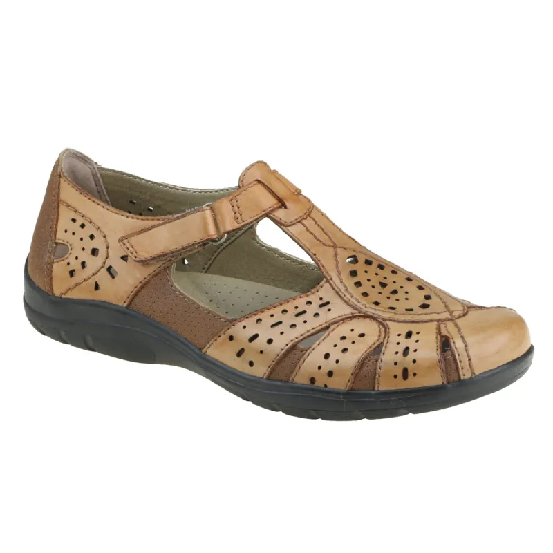 MAGE2 sold by Planet Shoes