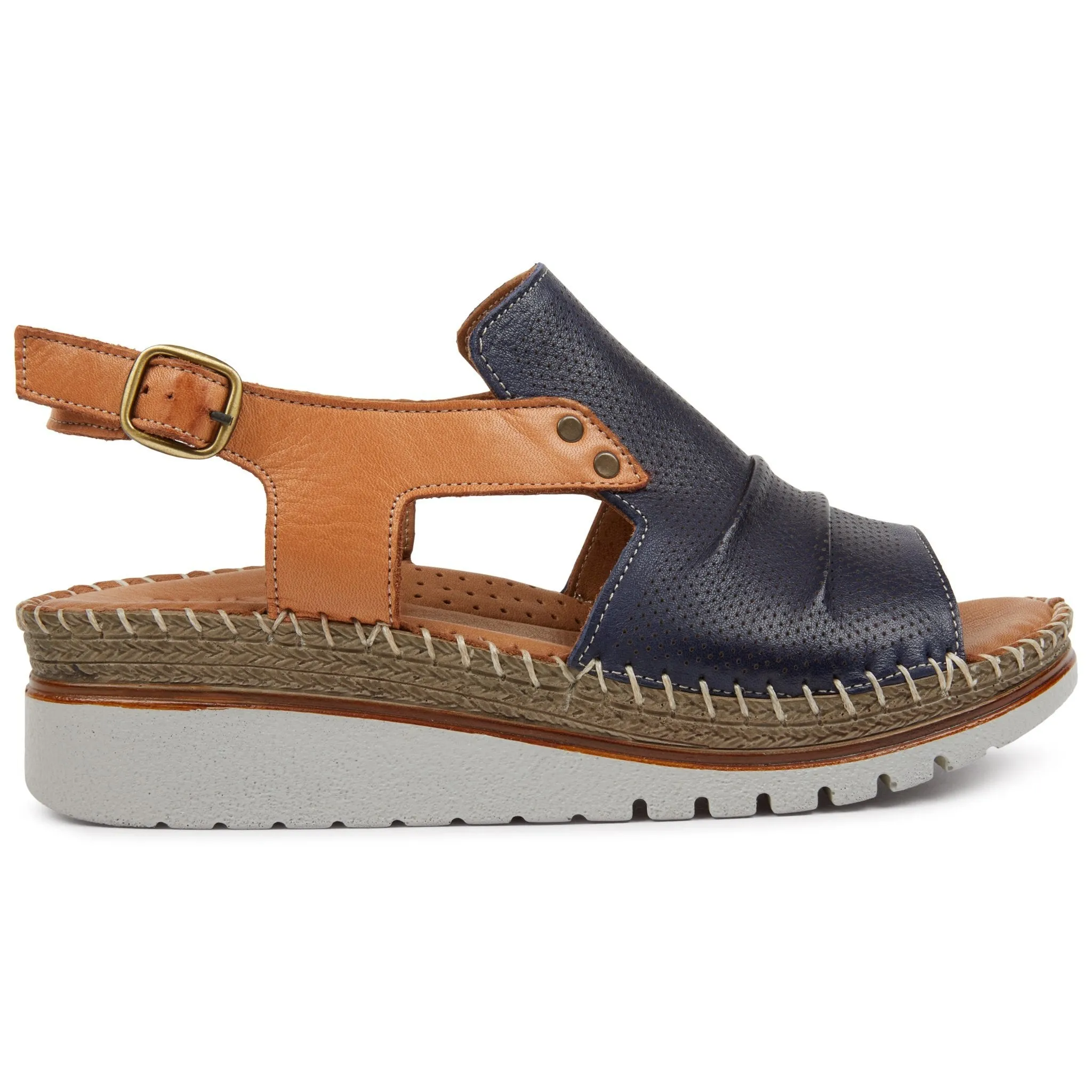 BUNGE sold by Planet Shoes product image thumbnail 2