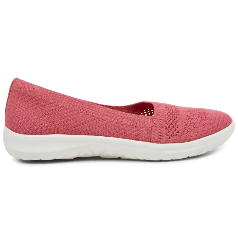 FRESH sold by Planet Shoes