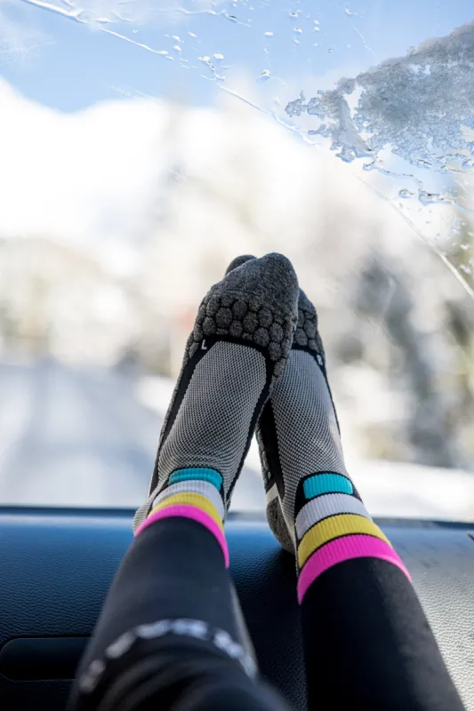 Tech Ski Socks Compress Merino Pro | Black sold by Poederbaas