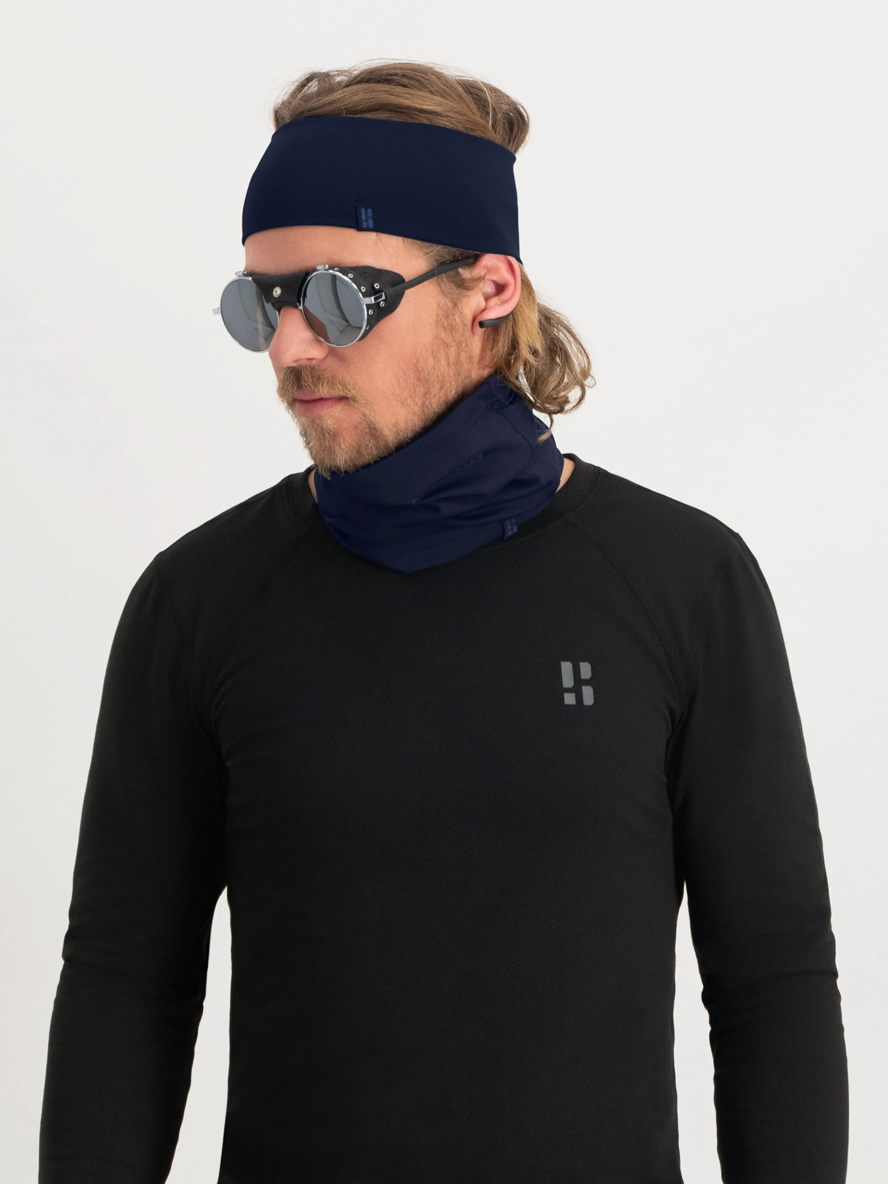 Arctic Neckwarmer | Navy sold by Poederbaas product image thumbnail 2
