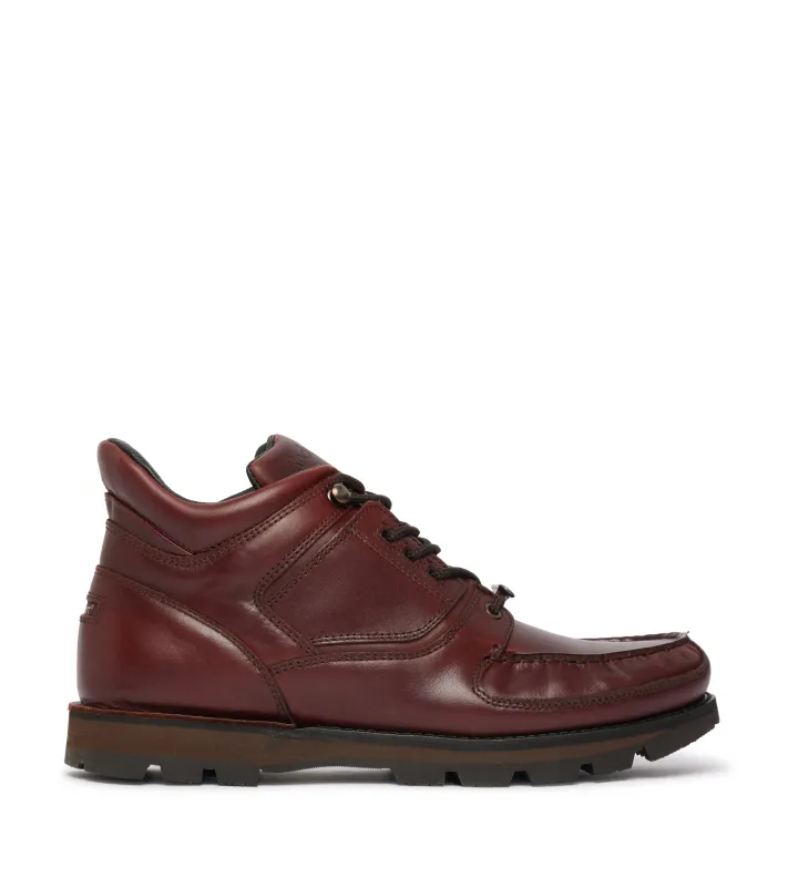 Umbwe Hiker Portugal Cherry sold by RAGAZZI
