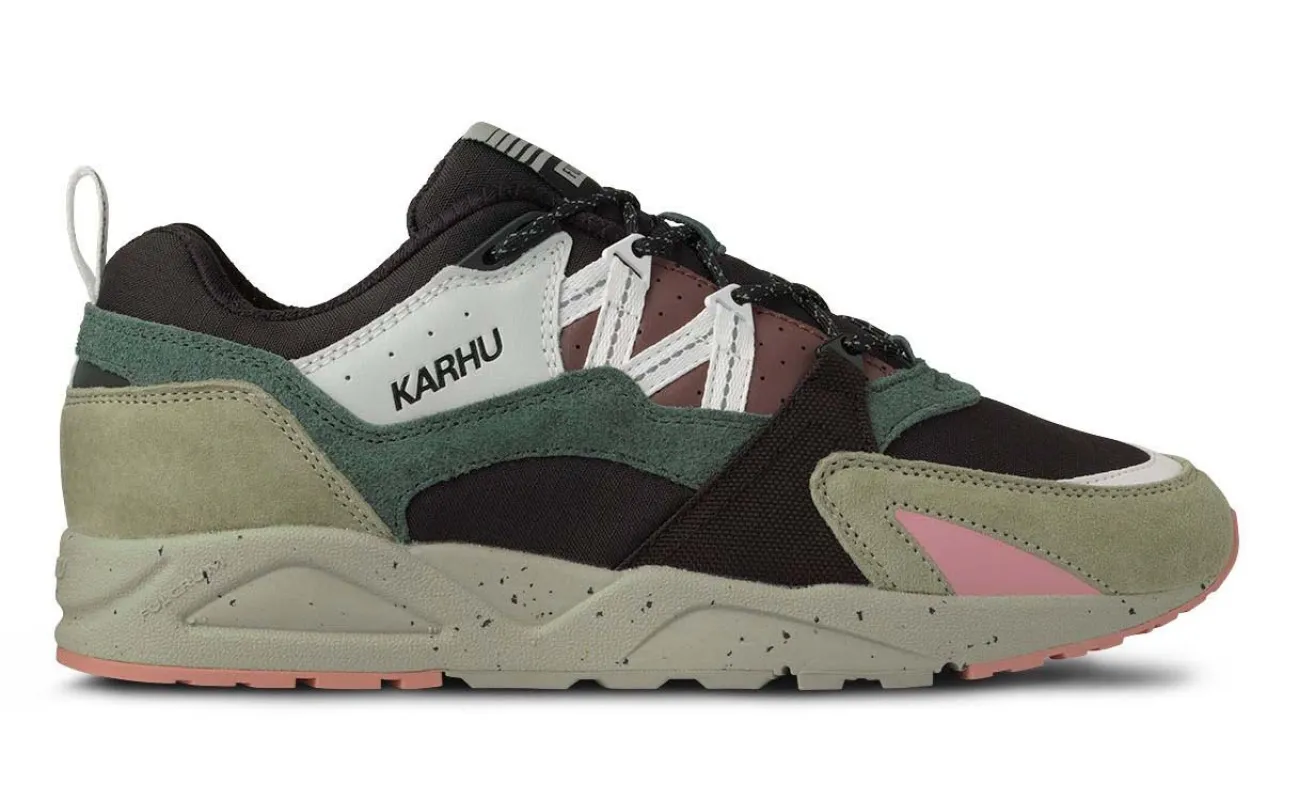 Fusion 2.0 Abbey Stone Bright White made by Karhu