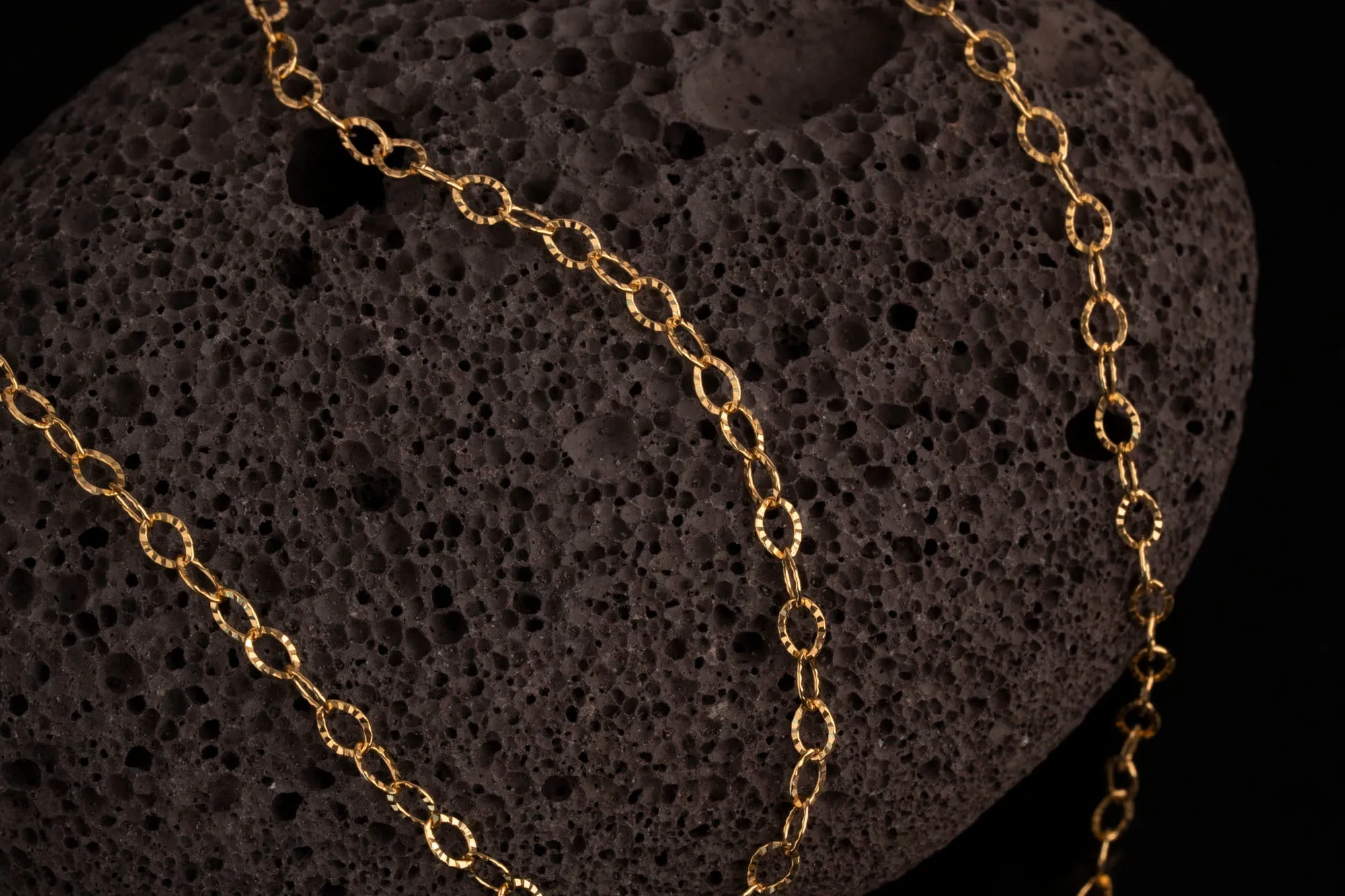 Shiny Oval Necklace sold by RG product image thumbnail 4