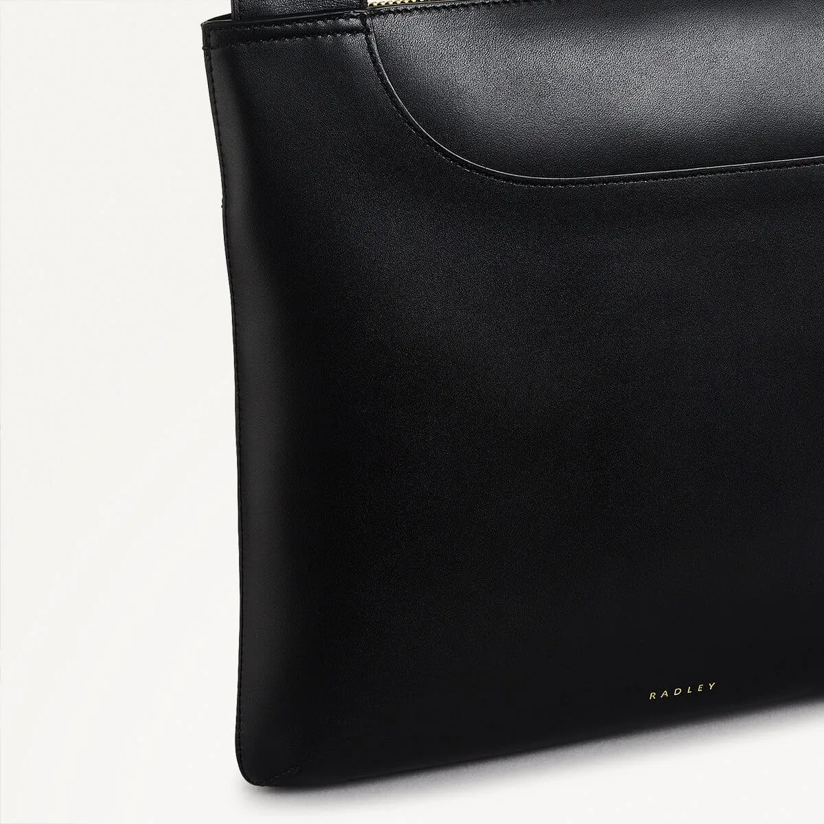 Pockets Leather Large Ziptop Cross Body Bag in Black - 110620 sold by Radley product image thumbnail 4