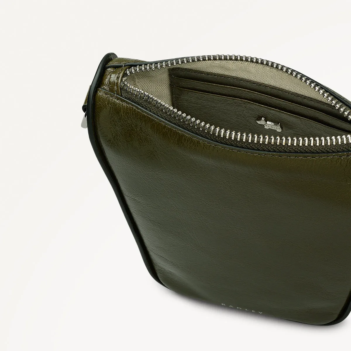 Oak Street Leather Medium Phone Cross Body Bag in Pine Needle - 112293 sold by Radley product image thumbnail 4