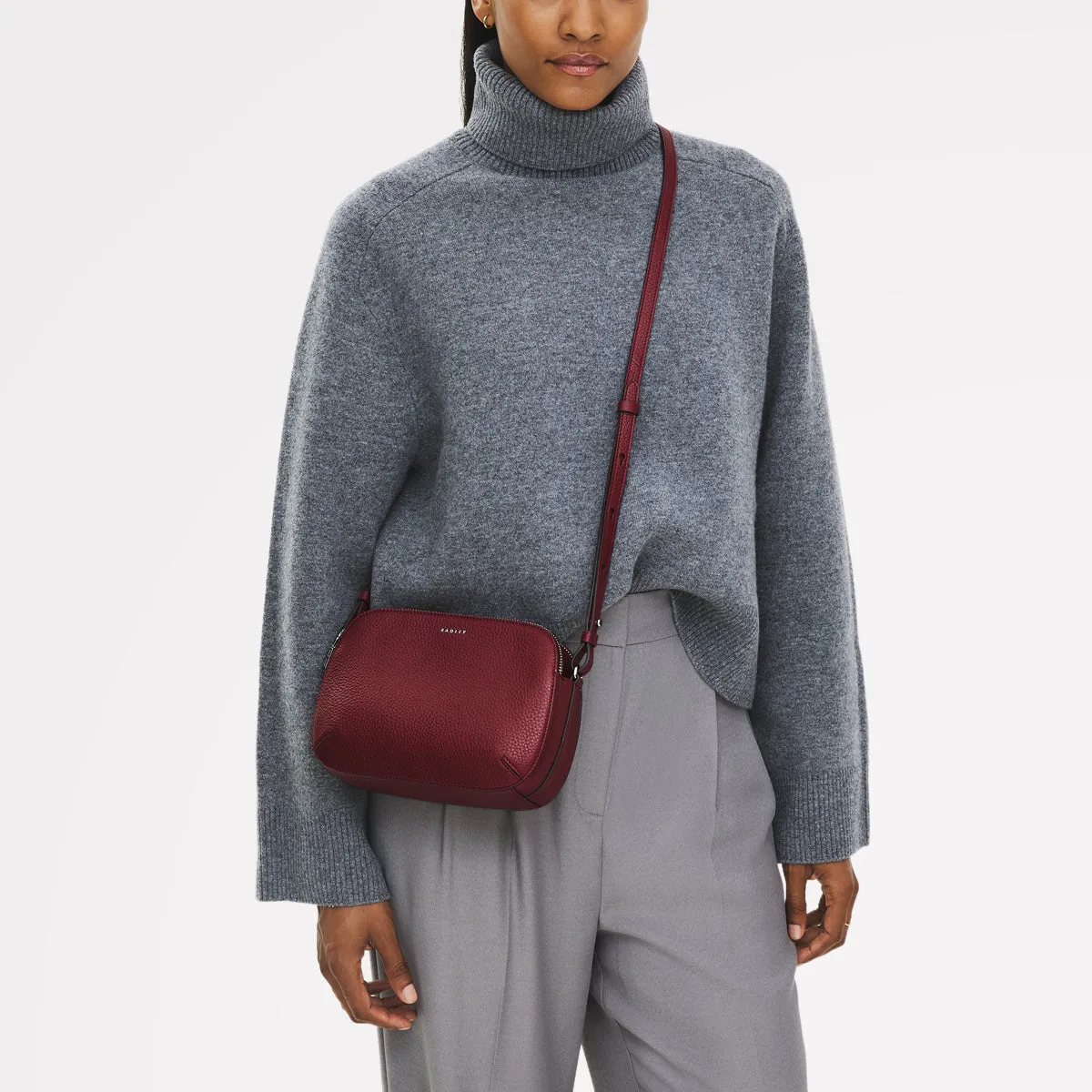 Dukes Place Leather Medium Ziptop Cross Body Bag in Carmine - 112232 sold by Radley product image thumbnail 2