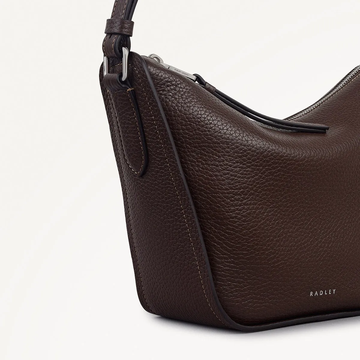 Oak Street Leather Small Ziptop Cross Body Bag in Dark Oak - 112156 sold by Radley product image thumbnail 5