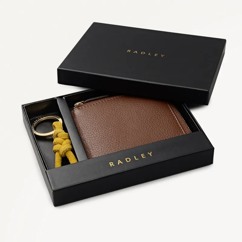 Chilworth Street Leather Medium Boxed Wallet And Keyring in Ochre - 112096 sold by Radley