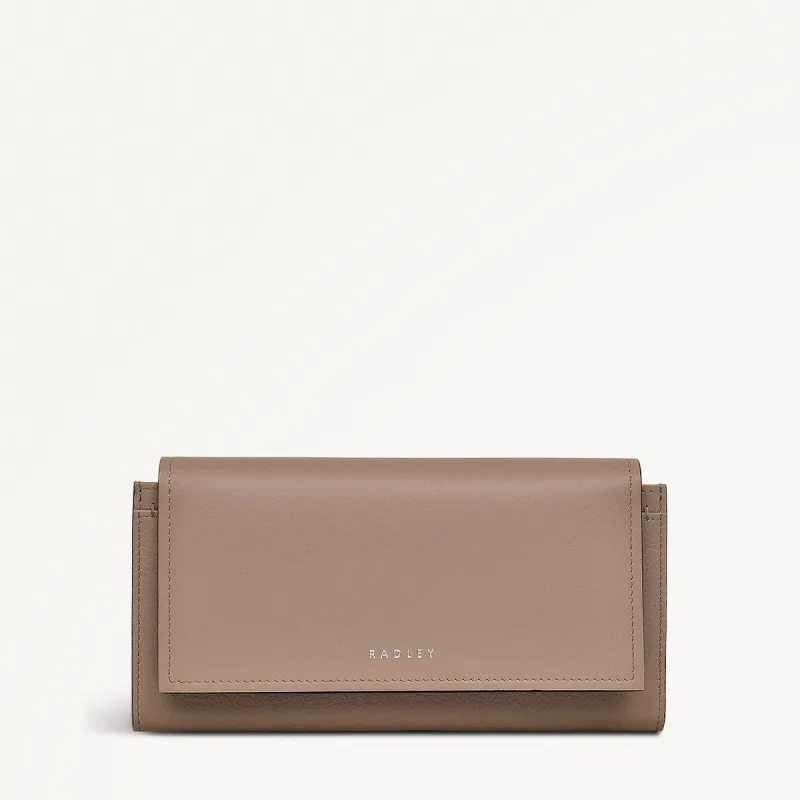 Holmes Avenue Leather Large Flapover Wallet in Latte - 111770 sold by Radley