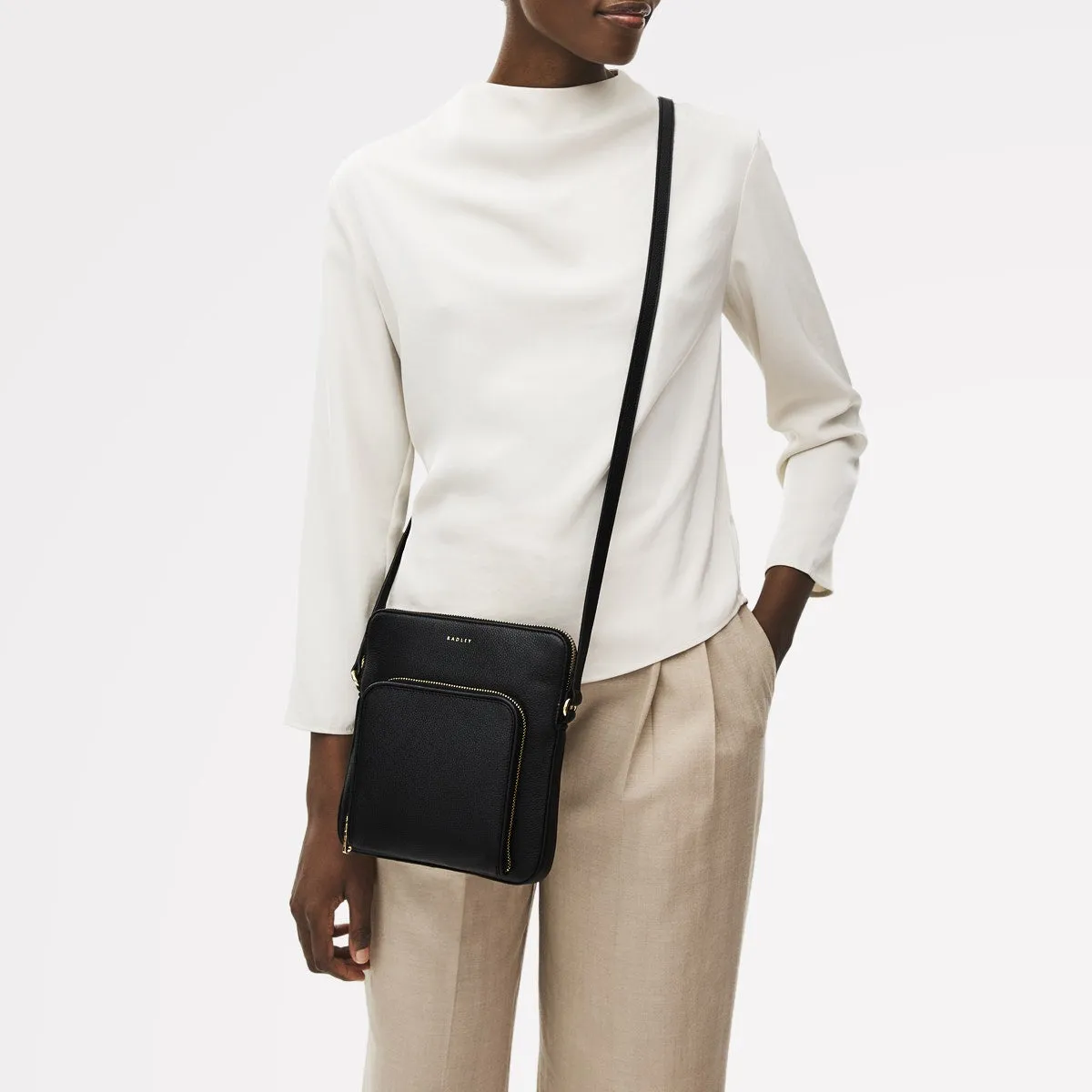 Redford Close Leather Medium Ziptop Cross Body Bag in Black - 111838 sold by Radley product image thumbnail 5