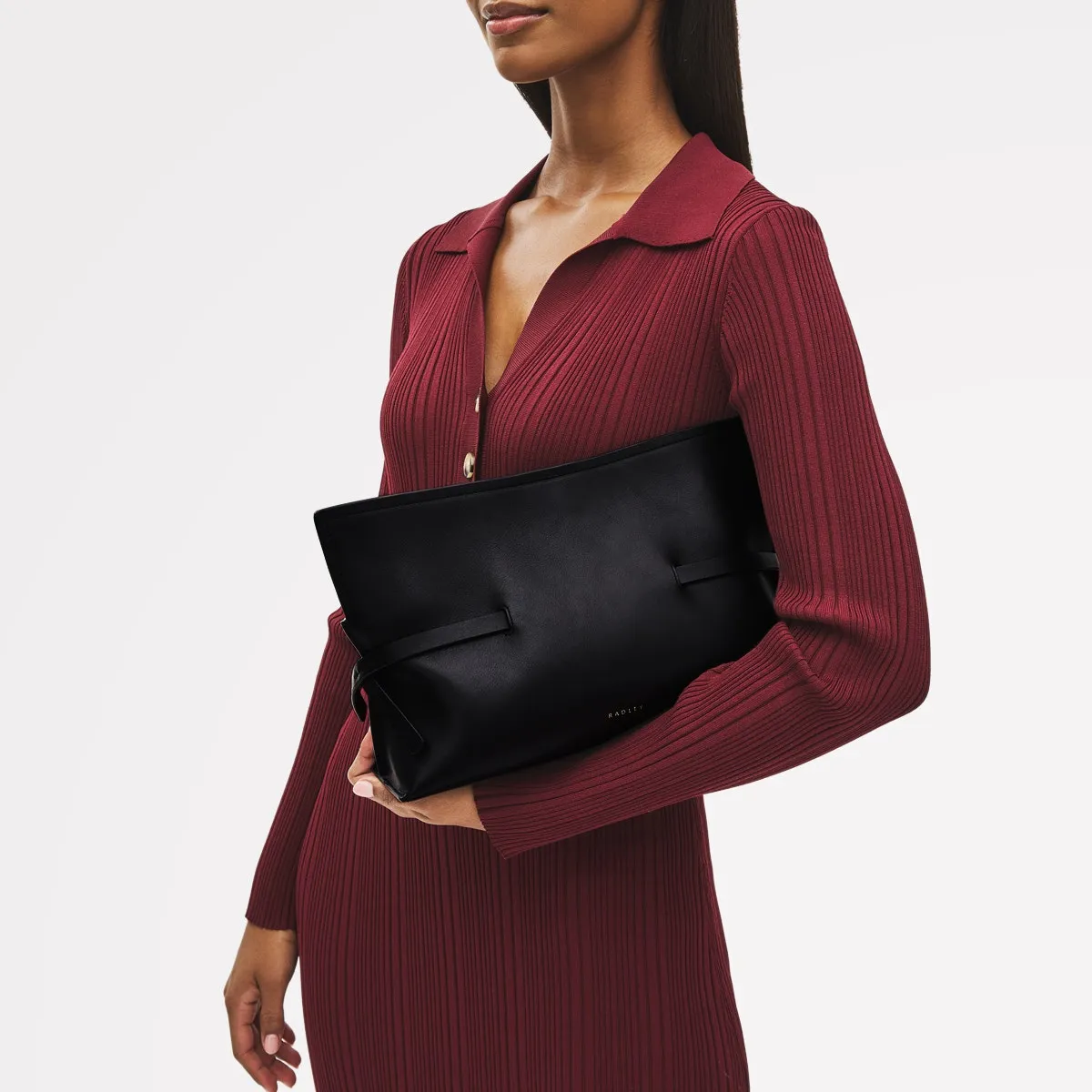 Fleet Street Leather Medium Open Top Clutch Bag in Black - 111437 sold by Radley product image thumbnail 5