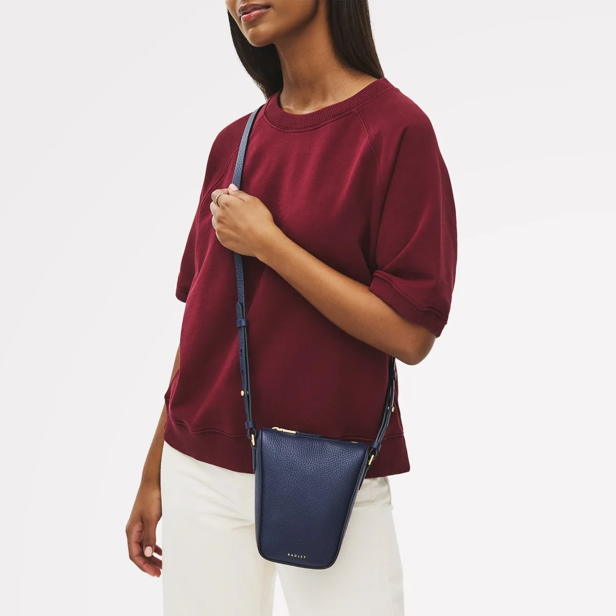 Oak Street Leather Medium Phone Cross Body Bag in Evenfall - 111420 sold by Radley product image thumbnail 5