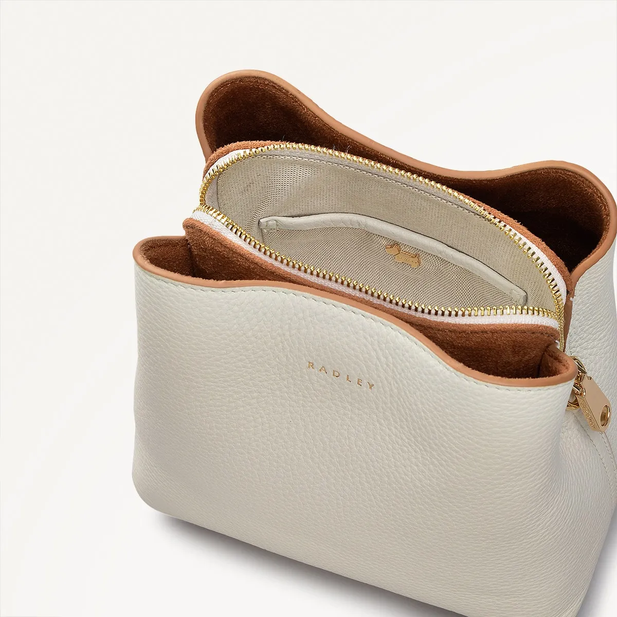 Dukes Place Leather Small Compartment Cross Body Bag in Chalk - 111386 sold by Radley product image thumbnail 3