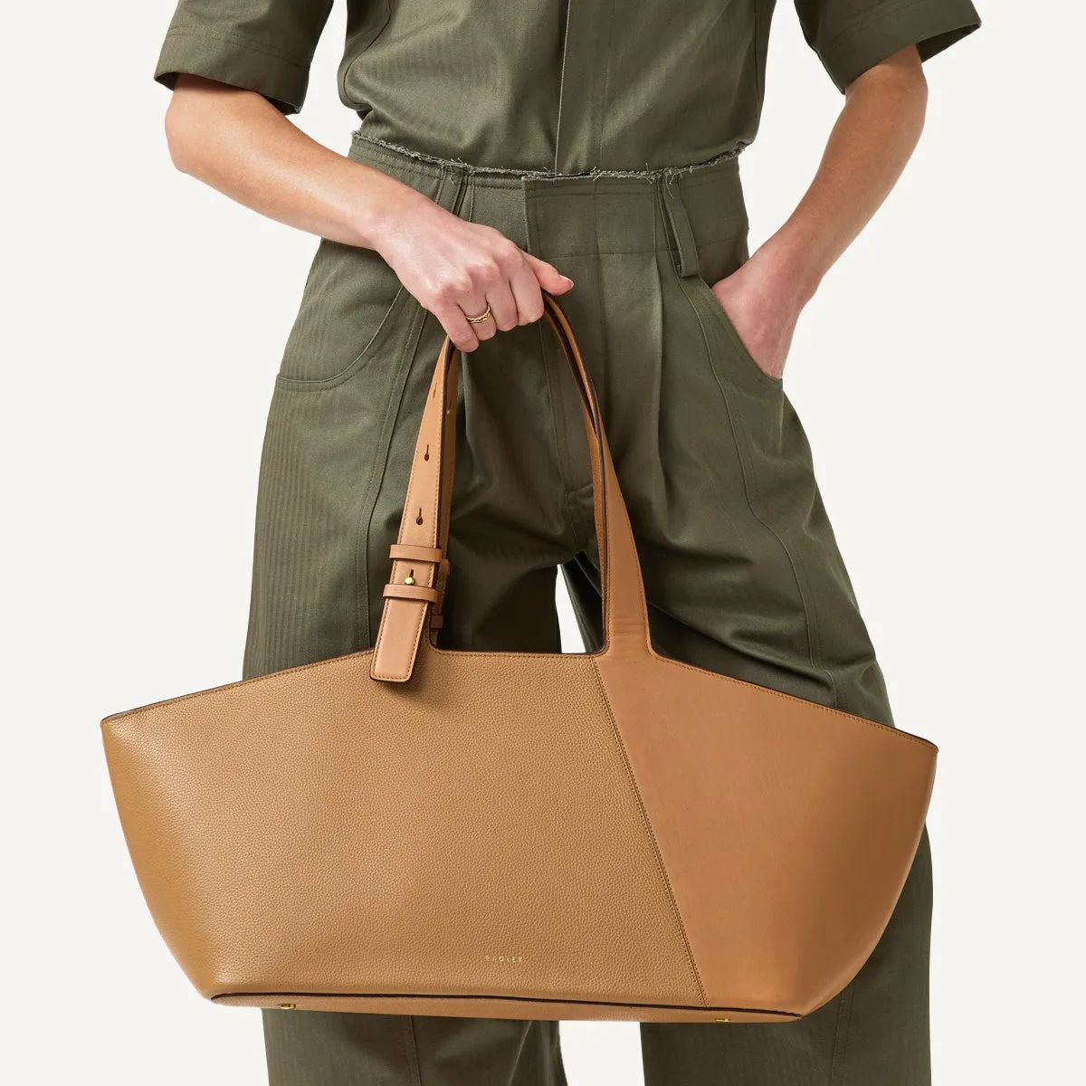 Freda Lane Large Ziptop Shoulder Dark Butter - 110816 sold by Radley product image thumbnail 5