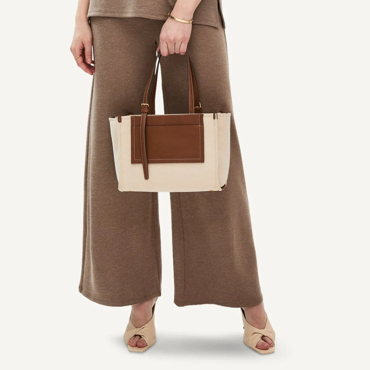 The Burlington Fabric Medium Ziptop Grab Bag in Natural - 110691 sold by Radley product image thumbnail 5