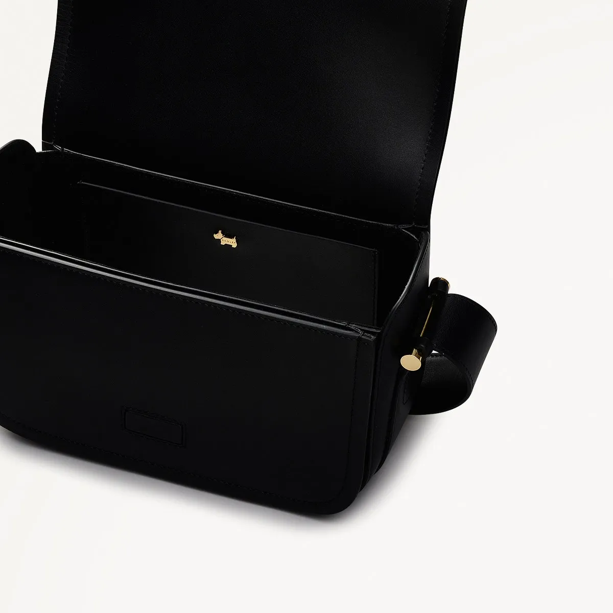 Bathurst Mews Leather Medium Flapover Crossbody Bag in Black - 110656 sold by Radley product image thumbnail 4