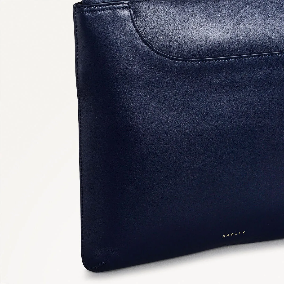 Pockets Leather Large Ziptop Cross Body Bag in Ink - 110621 sold by Radley product image thumbnail 4