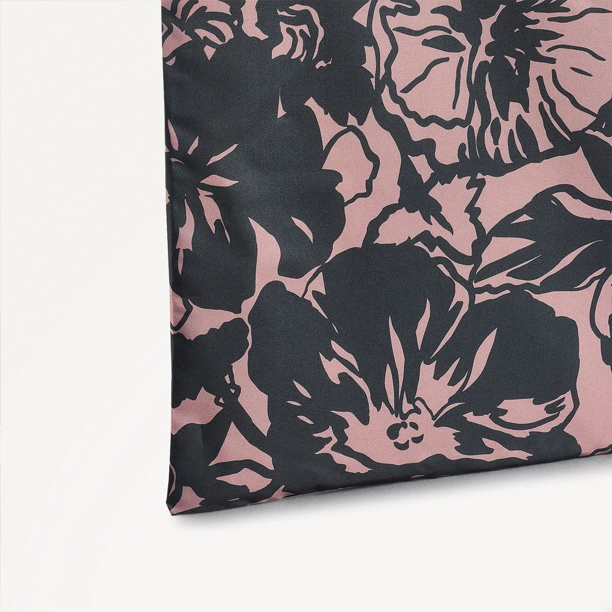 Spring Floral Fabric Responsible Foldaway in Artichoke - 110627 sold by Radley product image thumbnail 4