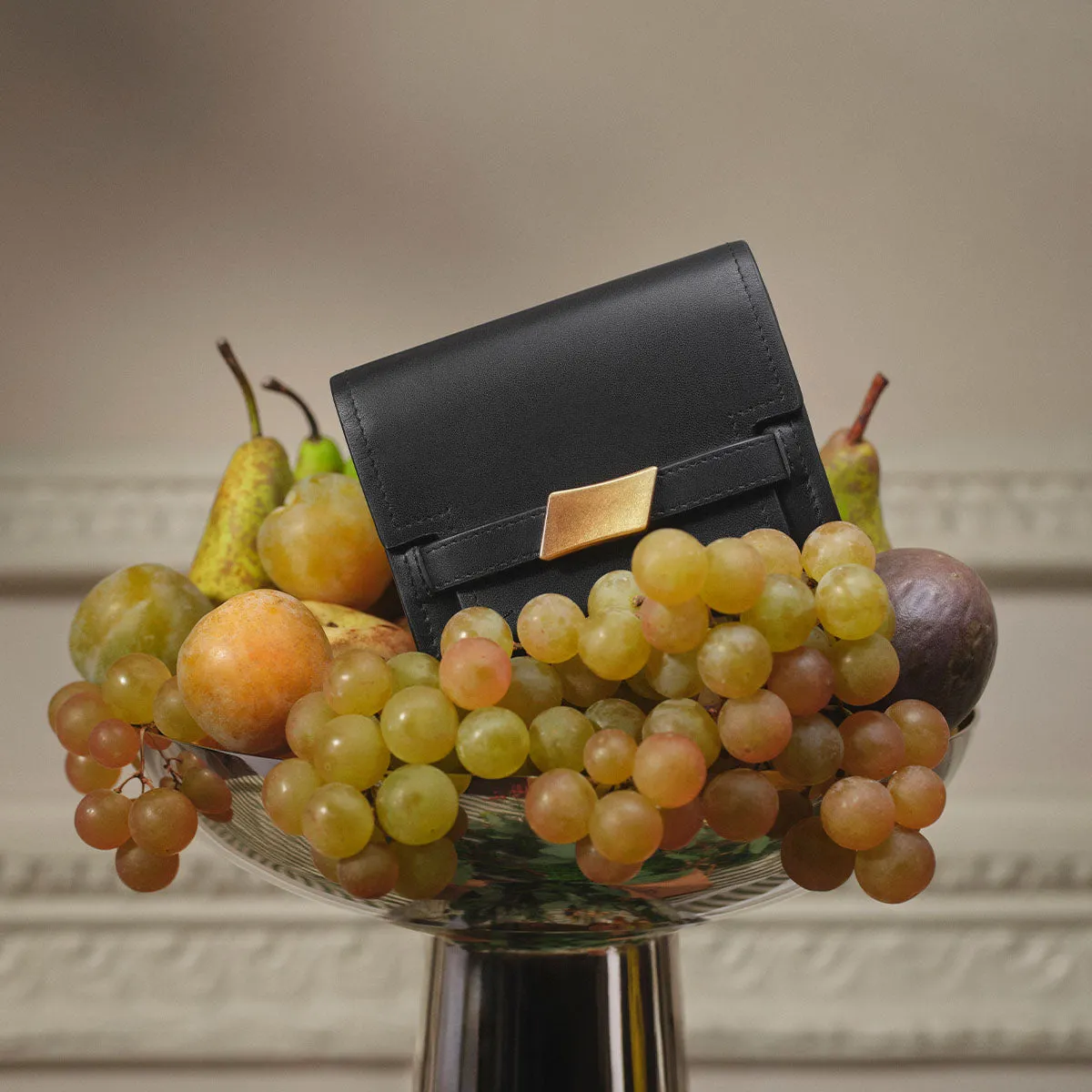 The Christina Medium Flapover Purse Black - 113159 sold by Radley product image thumbnail 5