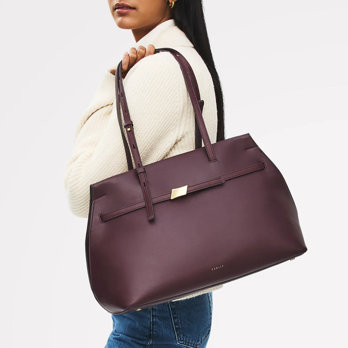 The Christina Large Ziptop Shoulder Dark Cherry - 113044 sold by Radley product image thumbnail 2