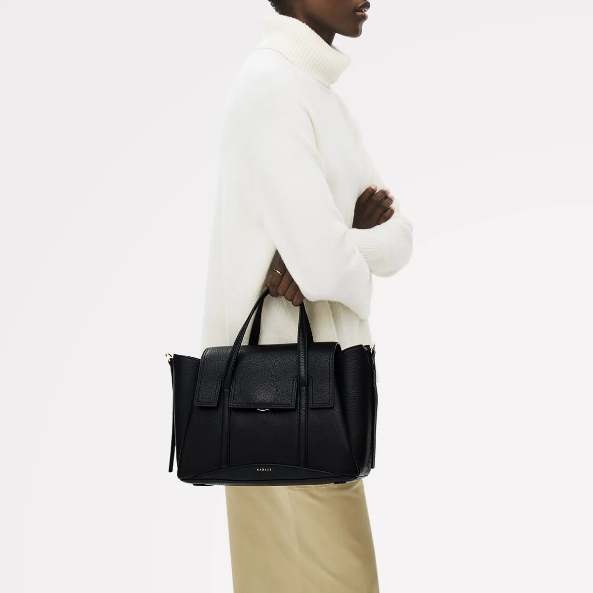 The Chancery Medium Flapover Grab Bag and Medium Purse Bundle sold by Radley product image thumbnail 2