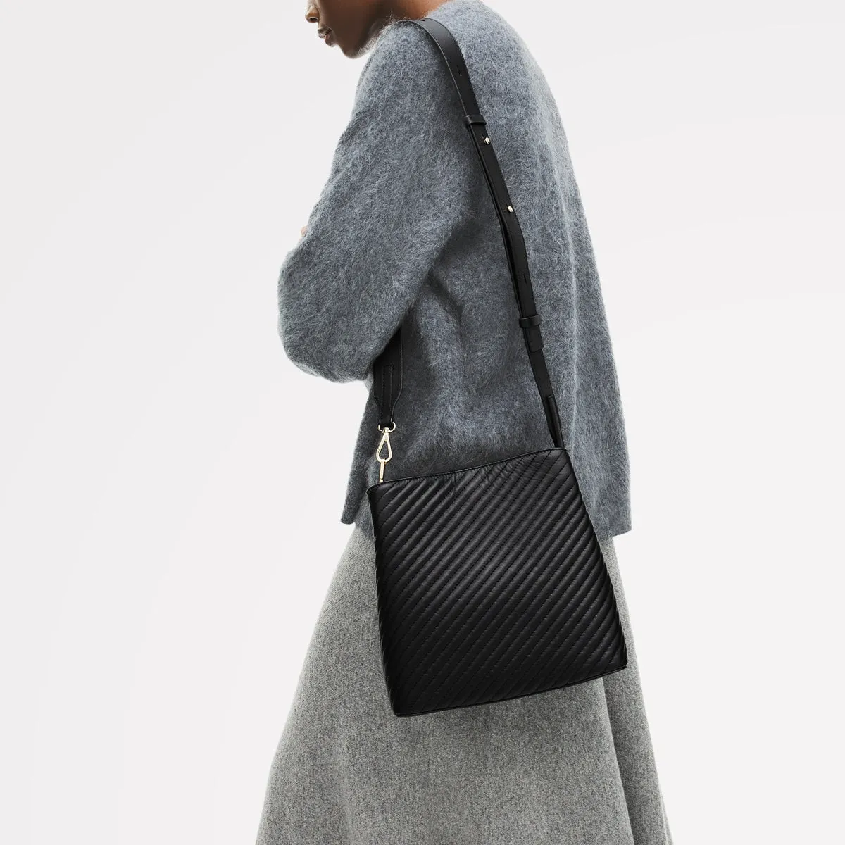 Dukes Place - Diagonal Quilt Medium Compartment Cross Body Black - 113062 sold by Radley product image thumbnail 2