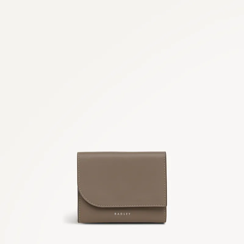 Pockets Small Trifold Purse Coffee - 113181 sold by Radley