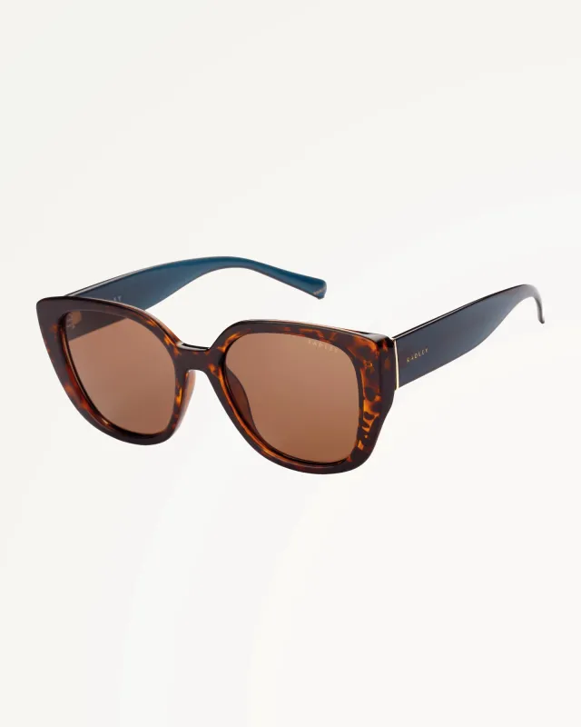 CHISWICK CLASSIC CURVED SUNGLASSES TORTOISE - 113792 made by Radley