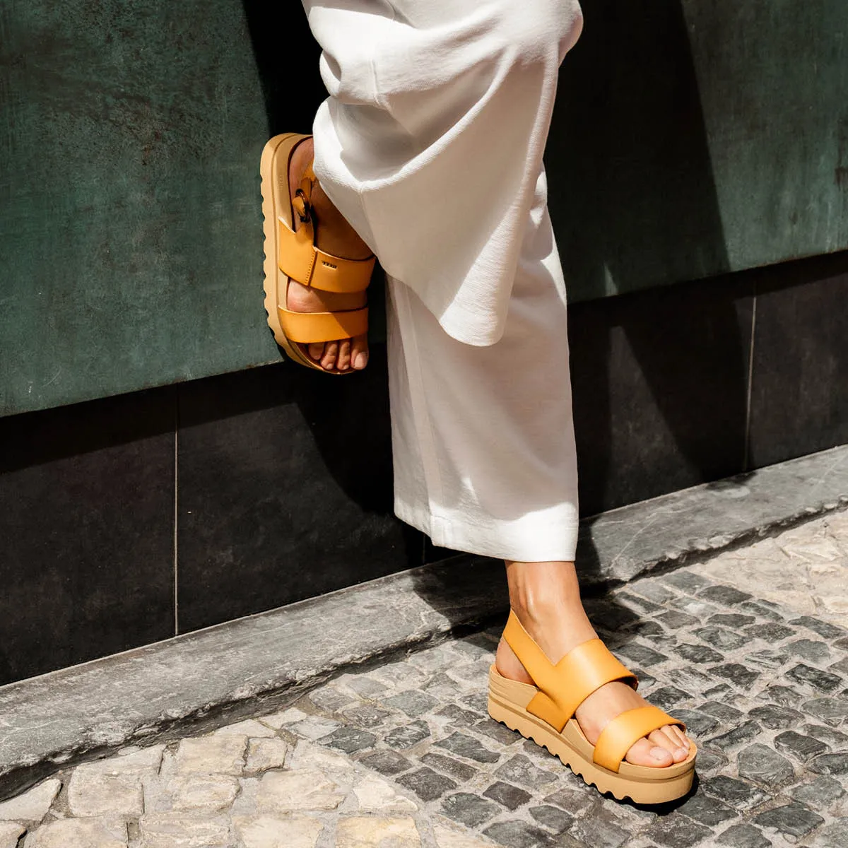 Vista Hi Buckle sold by Reef Dynamic product image thumbnail 2