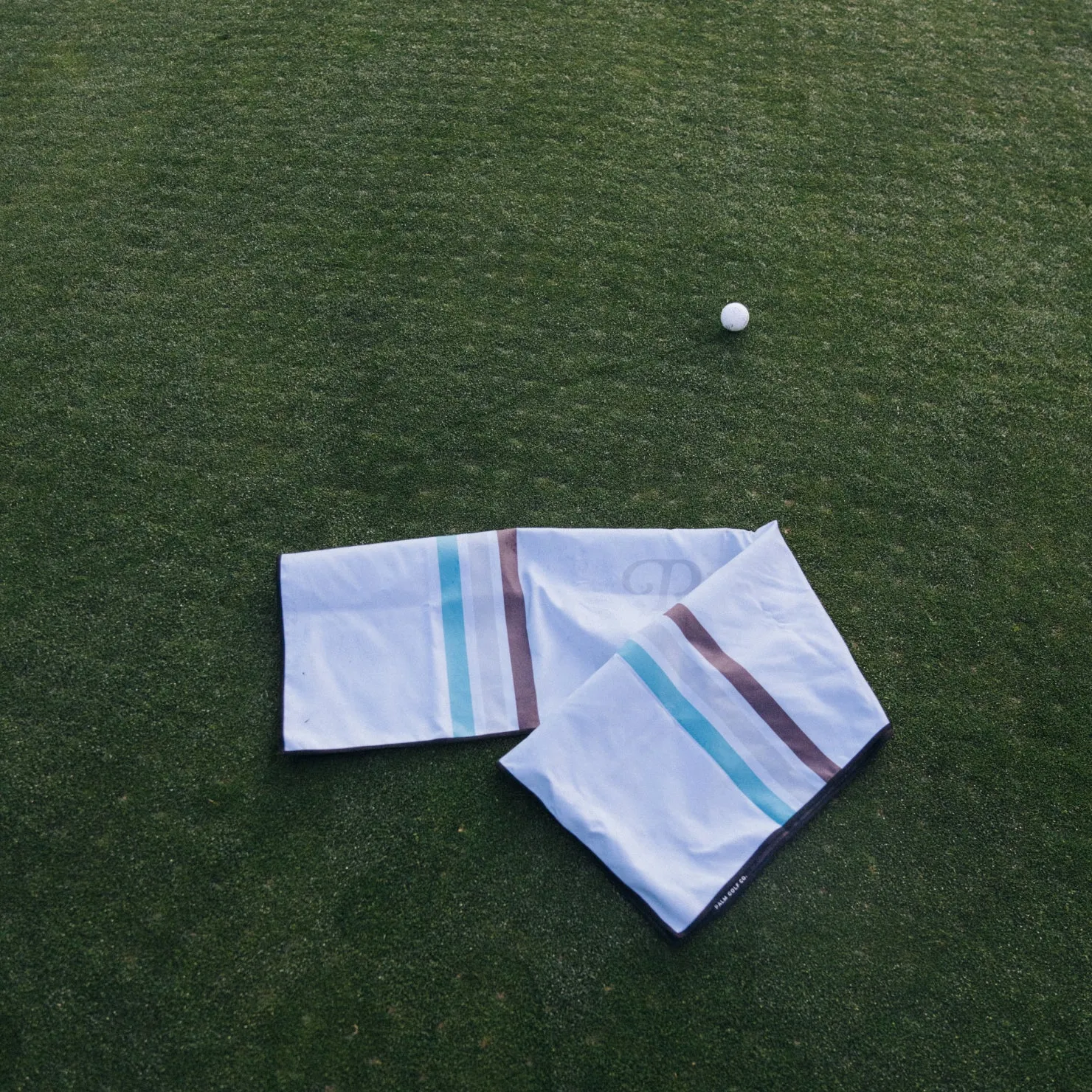 Reef X Palm Golf Dew Sweeper Towel sold by Reef Dynamic product image thumbnail 2