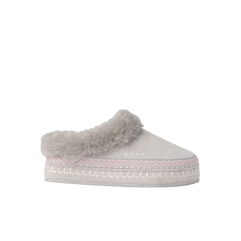 Mikayla Slipper made by Reef