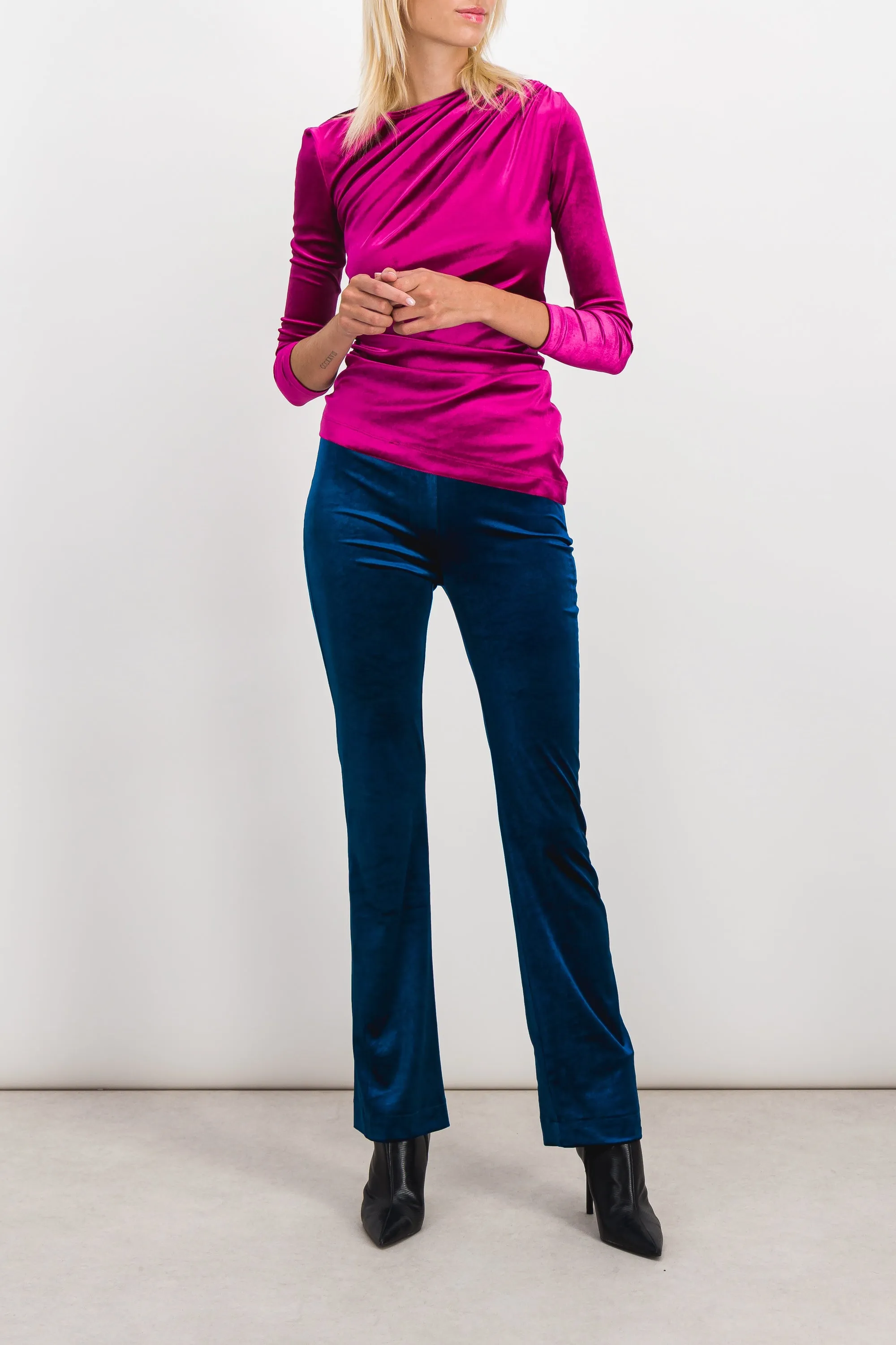 Fluid straight leg velvet pants sold by Renaisa product image thumbnail 2