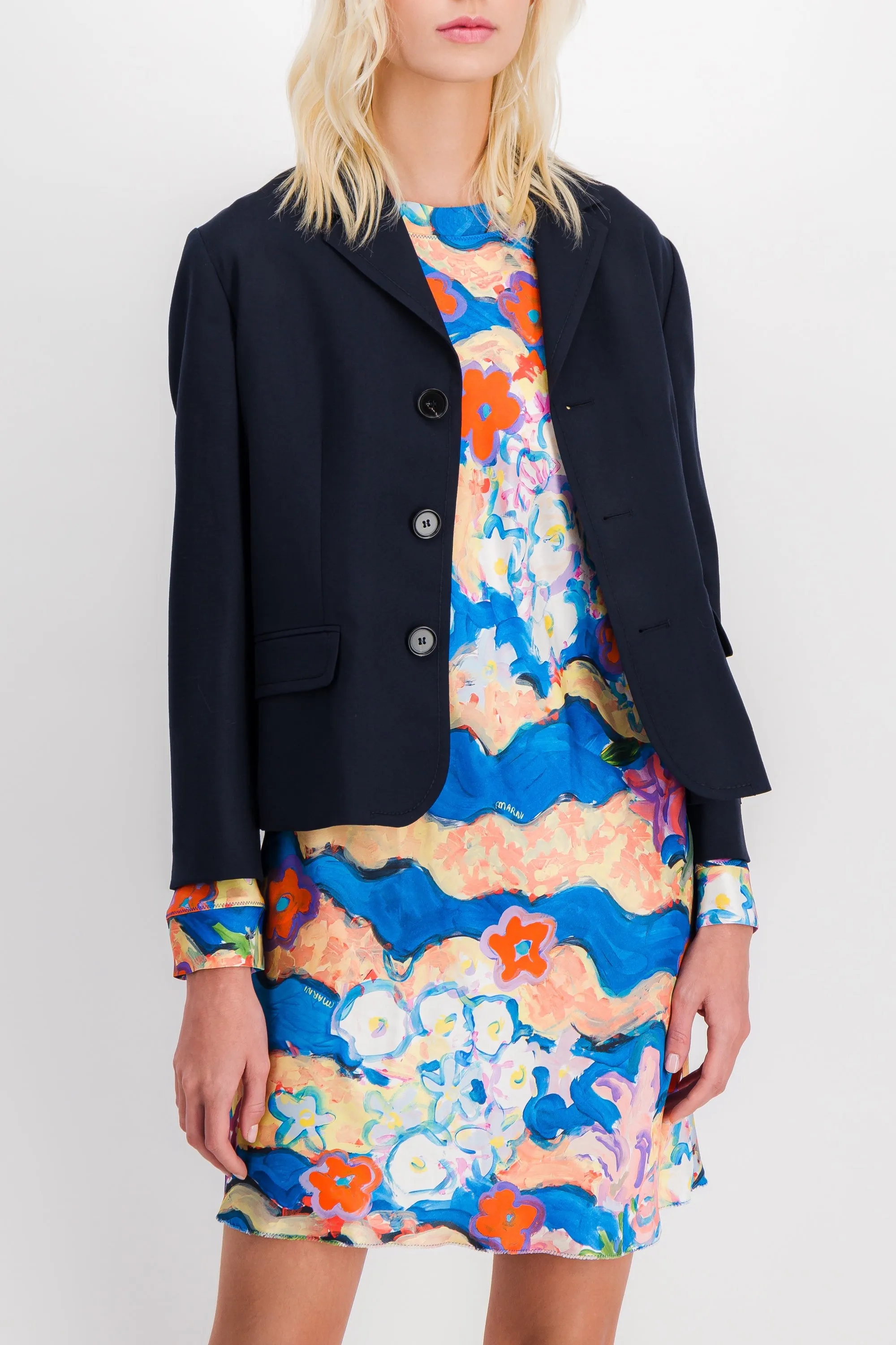 Virgin wool short tailoring jacket sold by Renaisa product image thumbnail 2