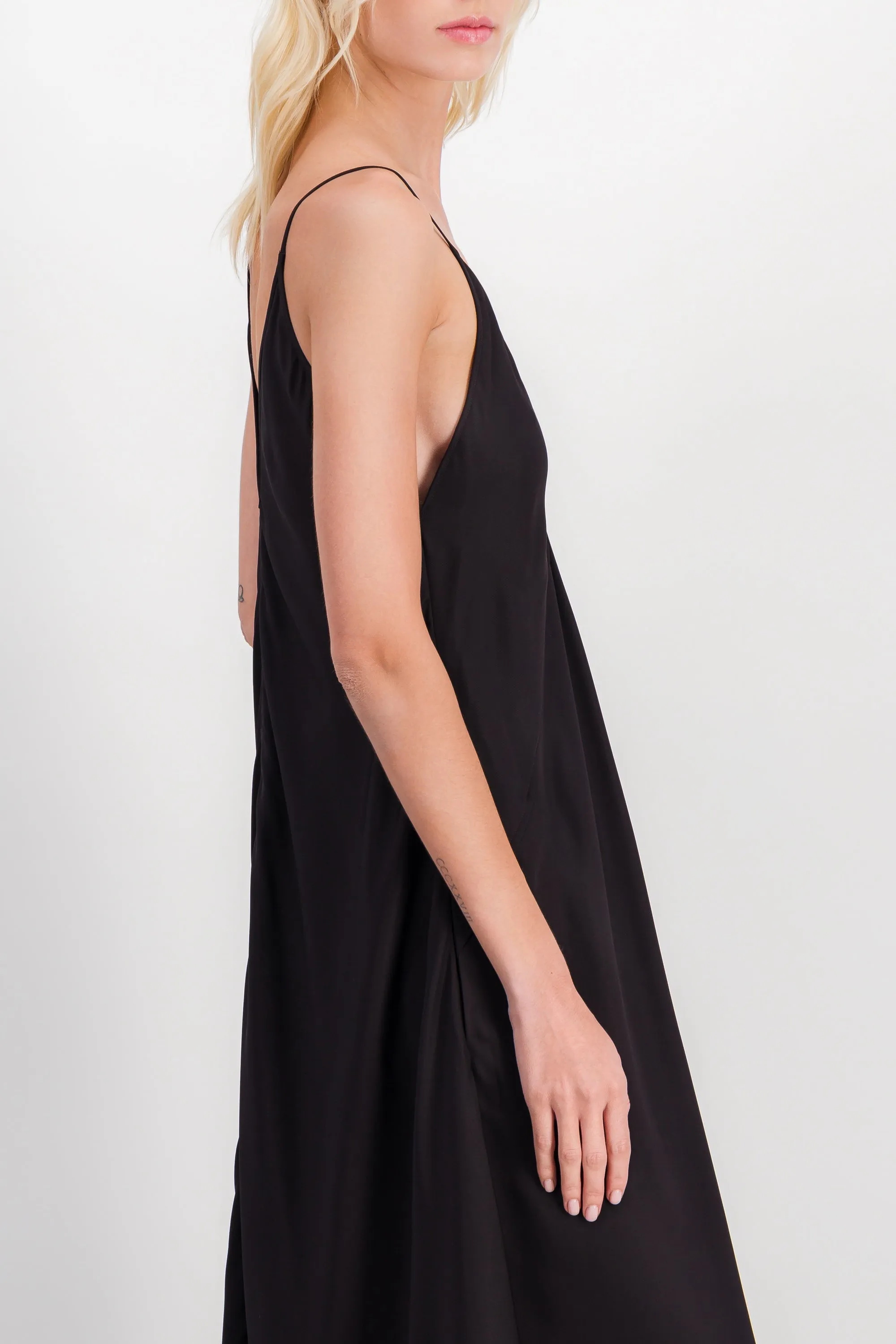 Fluide viscose twill midi slip dress sold by Renaisa product image thumbnail 4