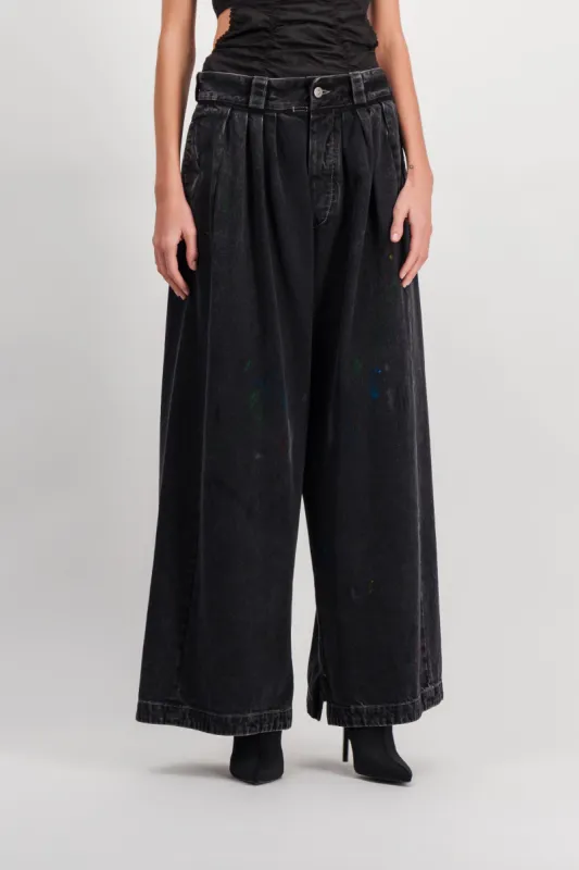 Washed black baggy wide leg jeans sold by Renaisa