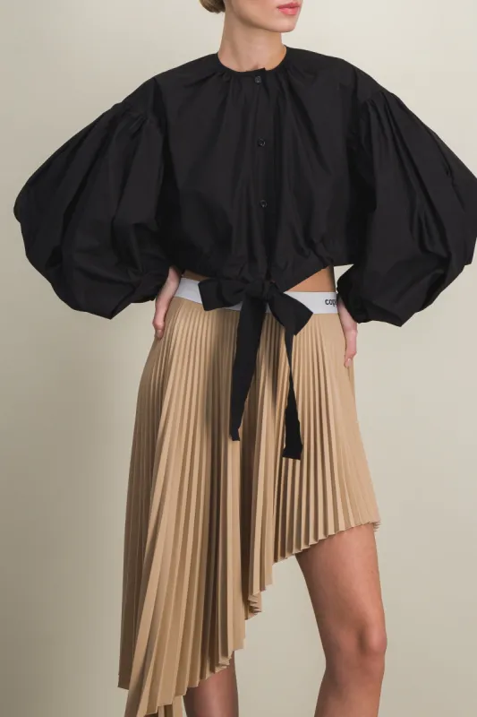 Organic cotton poplin cropped buttoned blouse sold by Renaisa