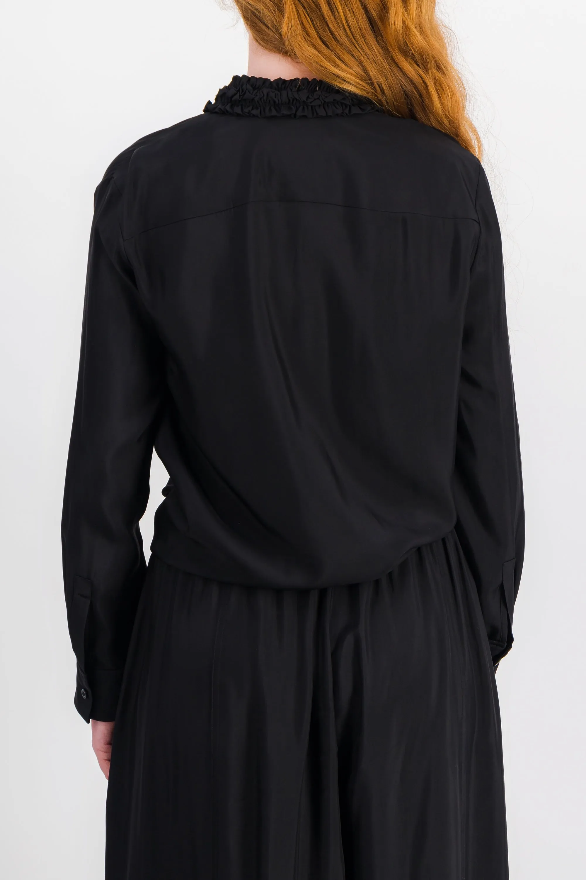 Washed fluid viscose shirt with ruffled colllar and buttonlining sold by Renaisa product image thumbnail 4